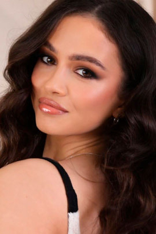 Caitlin B