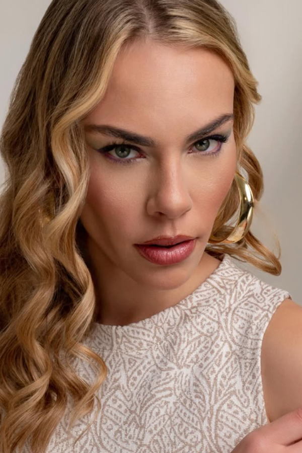 Fernanda R