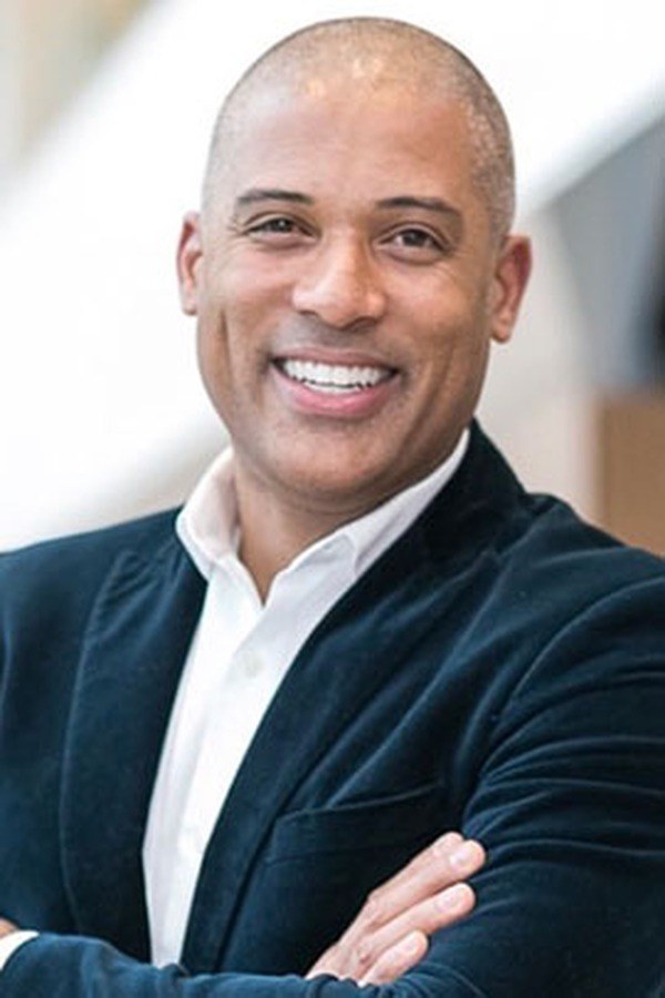 Fernando B