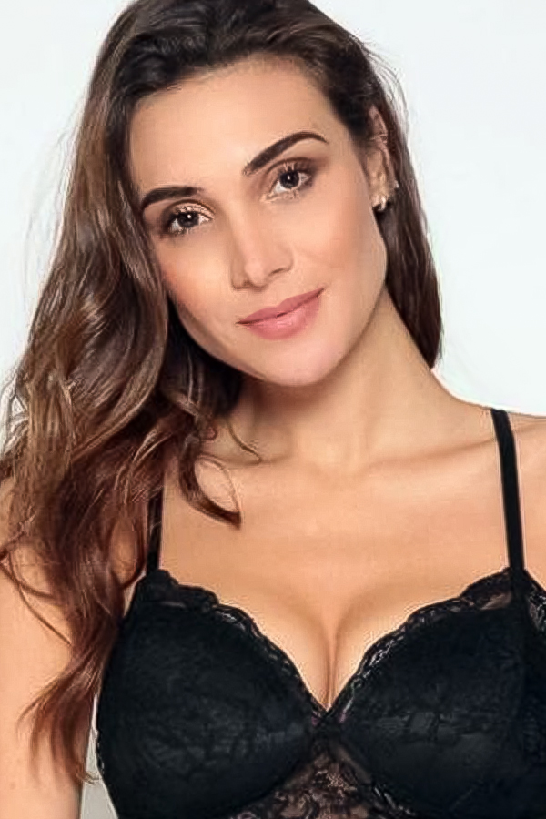 Isabela C