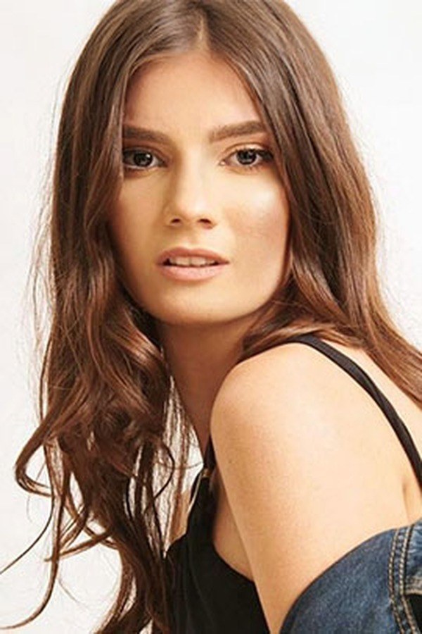 Isabelle T