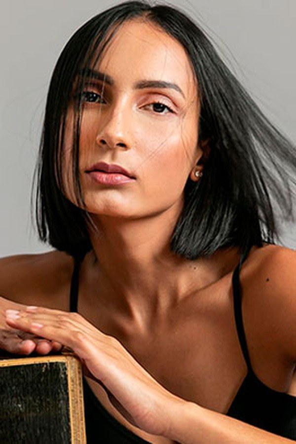 Laís C