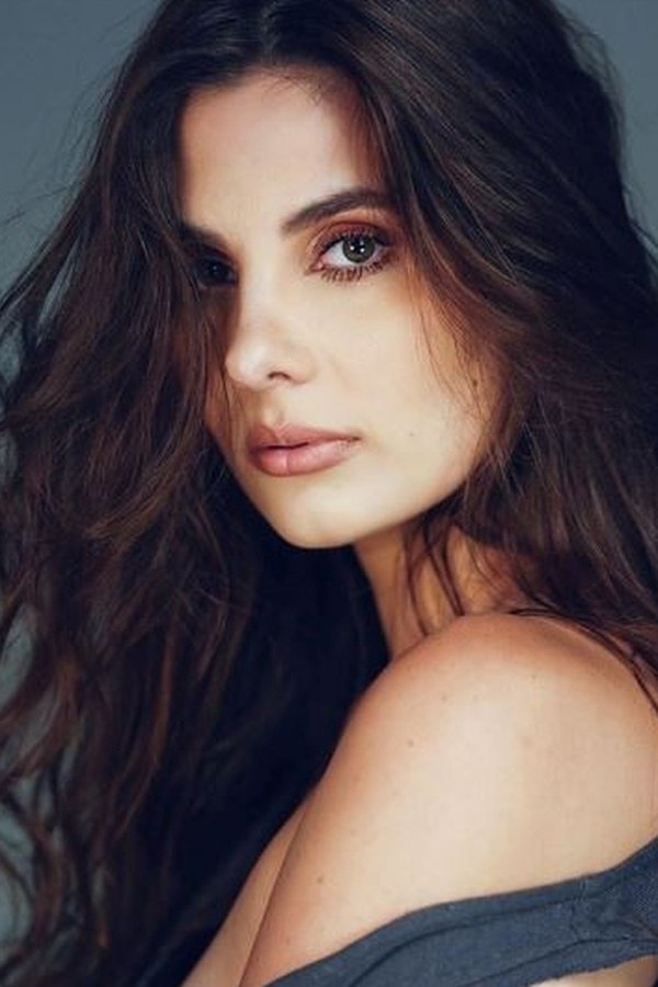 Mariana F