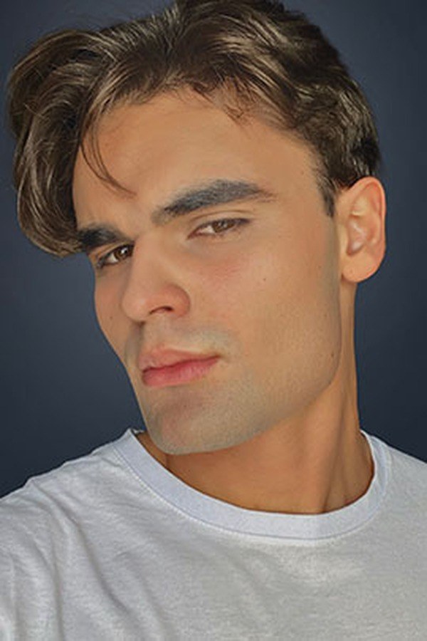 Roberto M